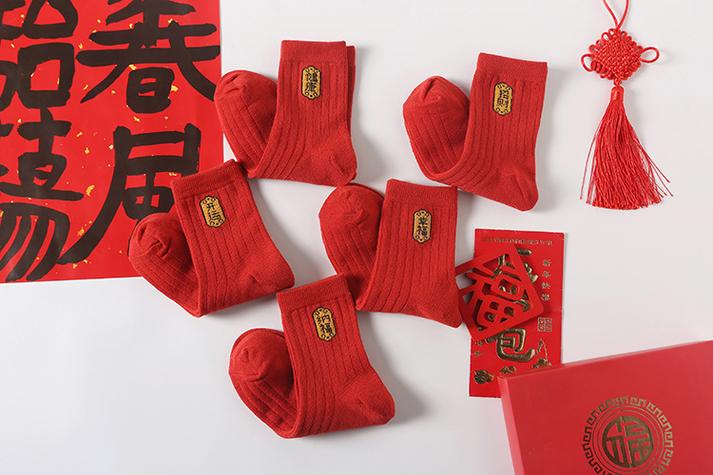 本命年紅襪 韓版可愛卡通喜慶大紅襪，春節與婚禮的雙重祝福